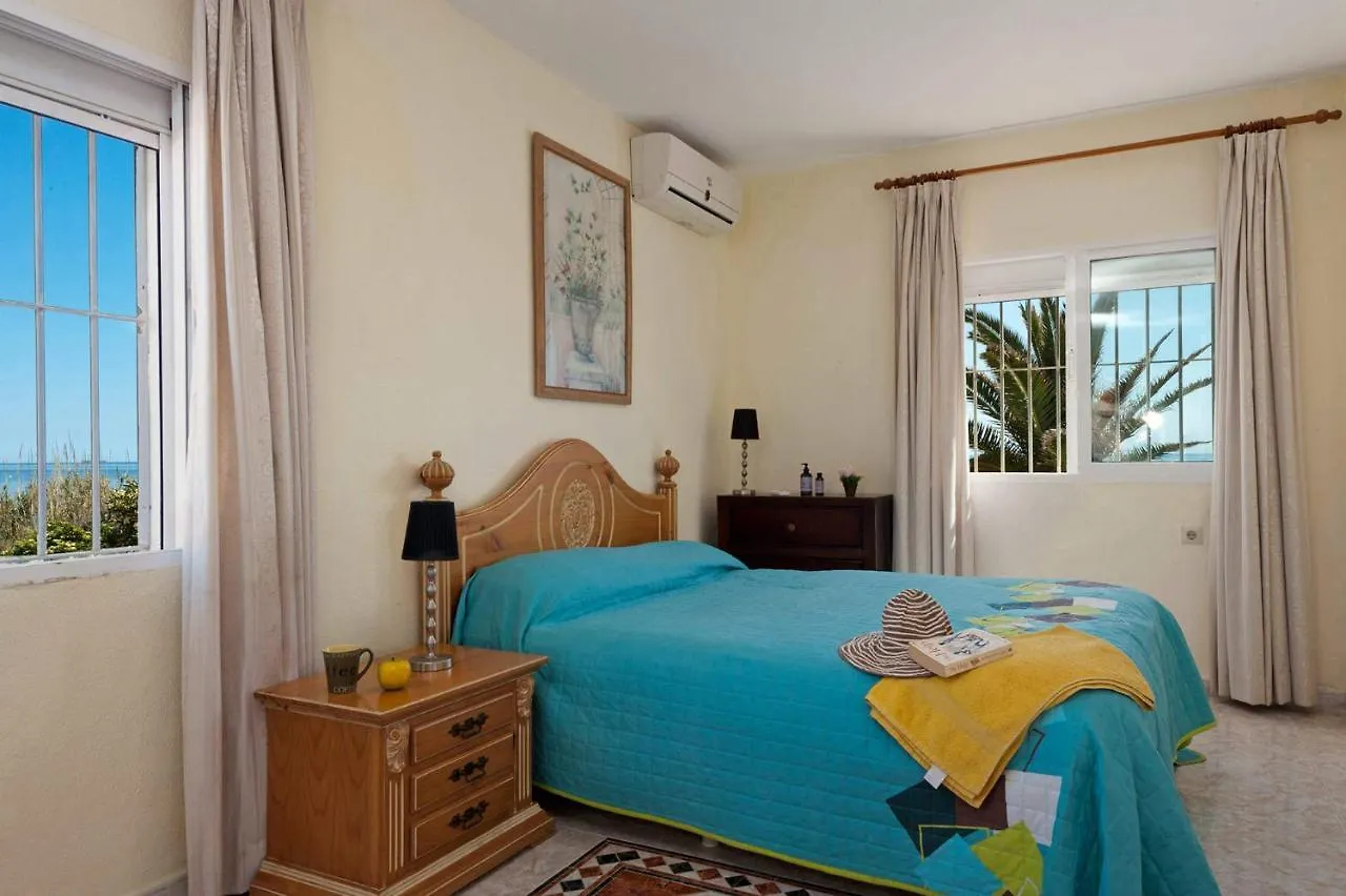 Villa Pedrosol by Villa Plus Marbella España