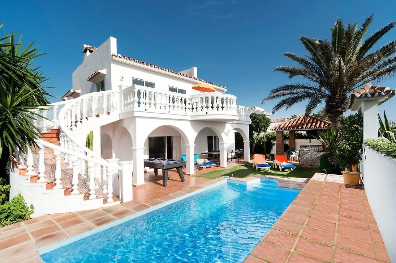 Villa Pedrosol by Villa Plus Marbella España
